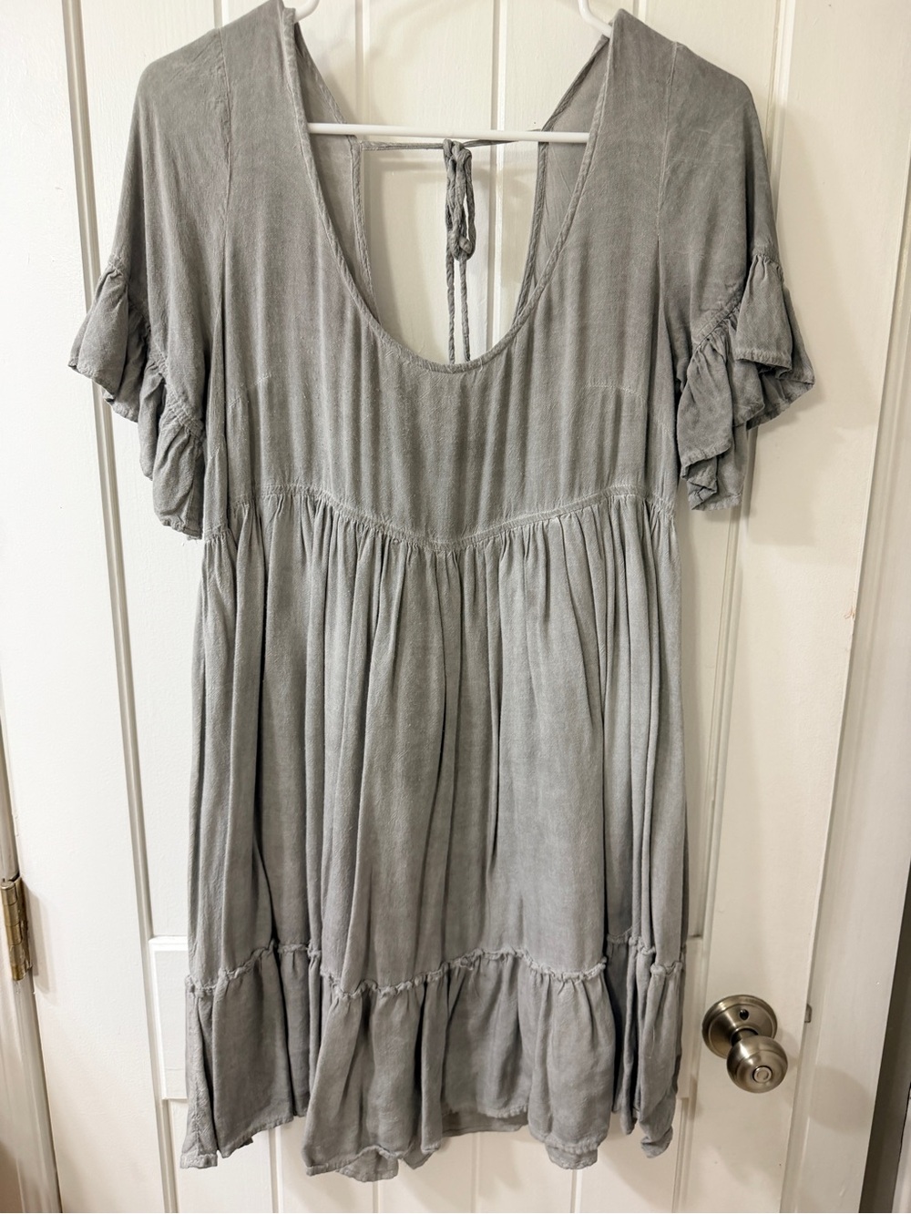 entro Gray Sleeveless Tie-Back Sundress